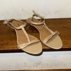 Talbots short platform strappy sandals. Tan. 7.5.